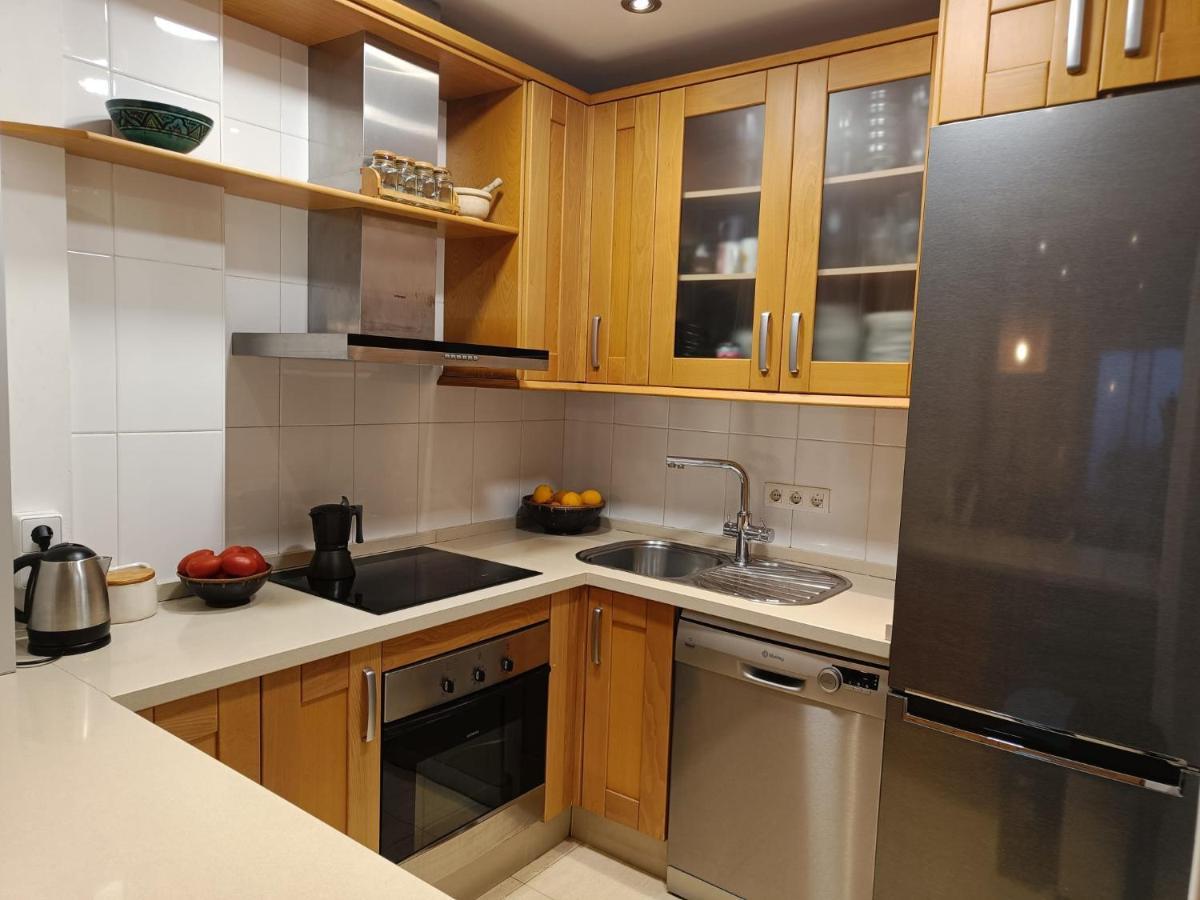 Carvajal Beach Seaview Apartment เบนัลมาเดนา ภายนอก รูปภาพ